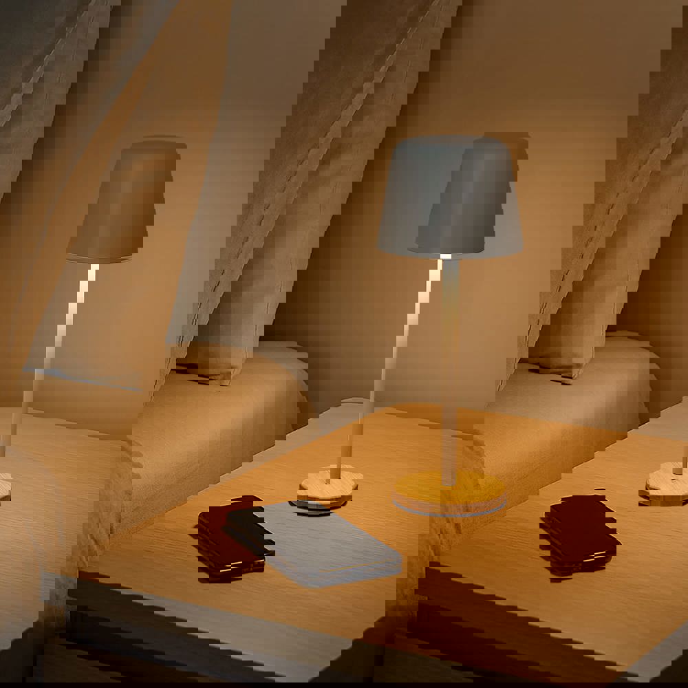 Solis Dimmbare Tischlampe mit Bambusfuß