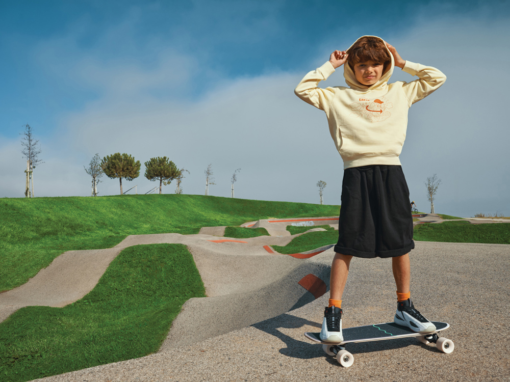 IQONIQ Yengo KidsHoodie mit Seitentaschen aus rec. Baumwolle