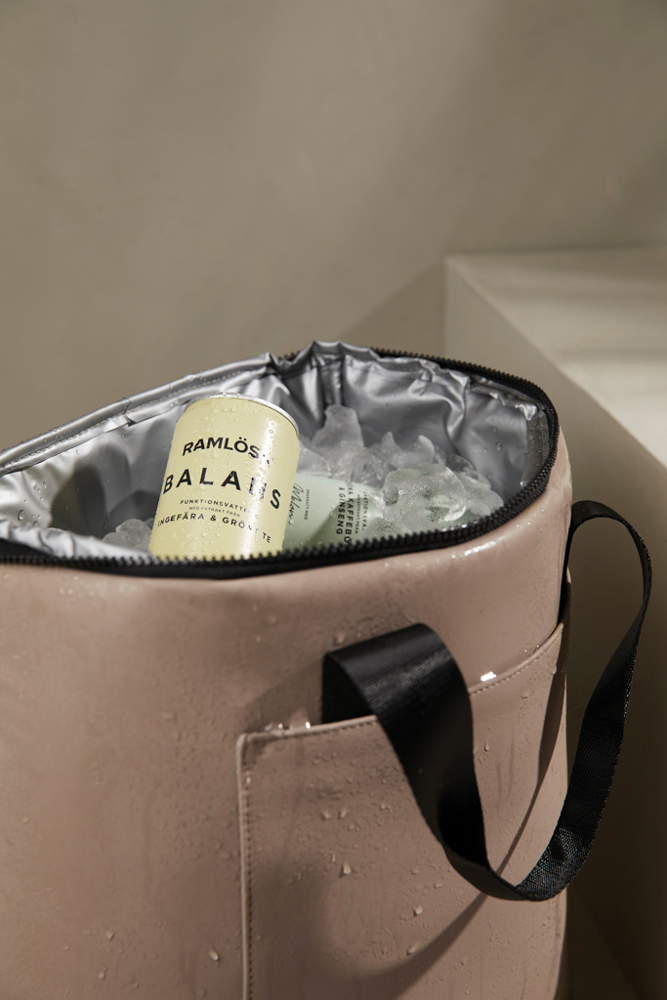 VINGA Baltimore Trail Kühlrucksack