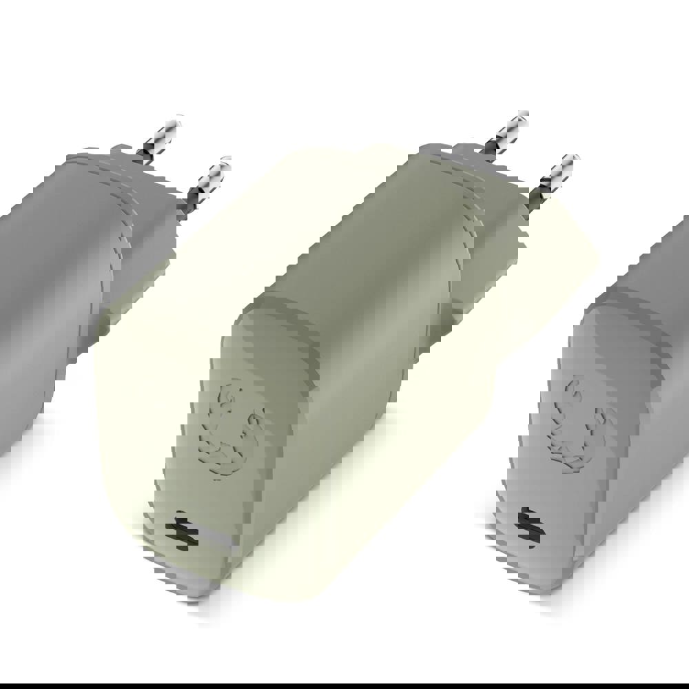 2WC20 I Fresh &amp; Rebel USB-C Mini Charger USB-C PD // 20W - Dried Green